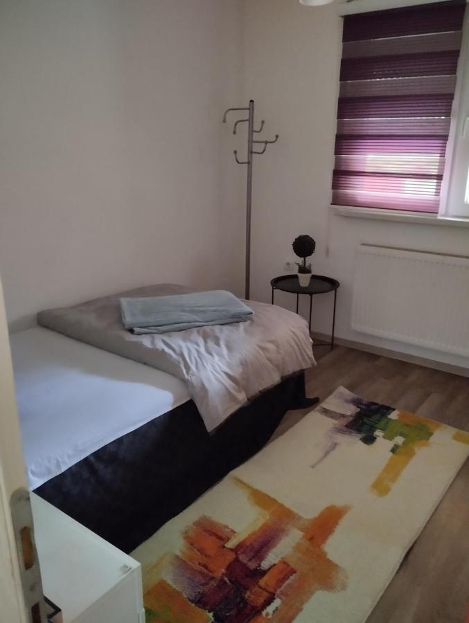 Apartman All Seasons Hotonj Екстер'єр фото