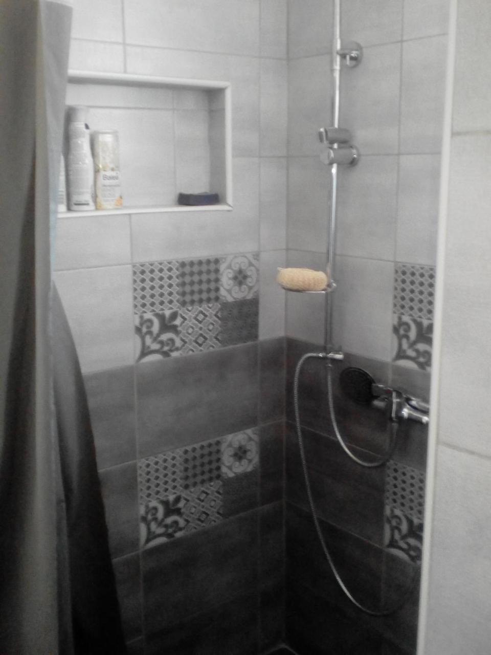 Apartman All Seasons Hotonj Екстер'єр фото