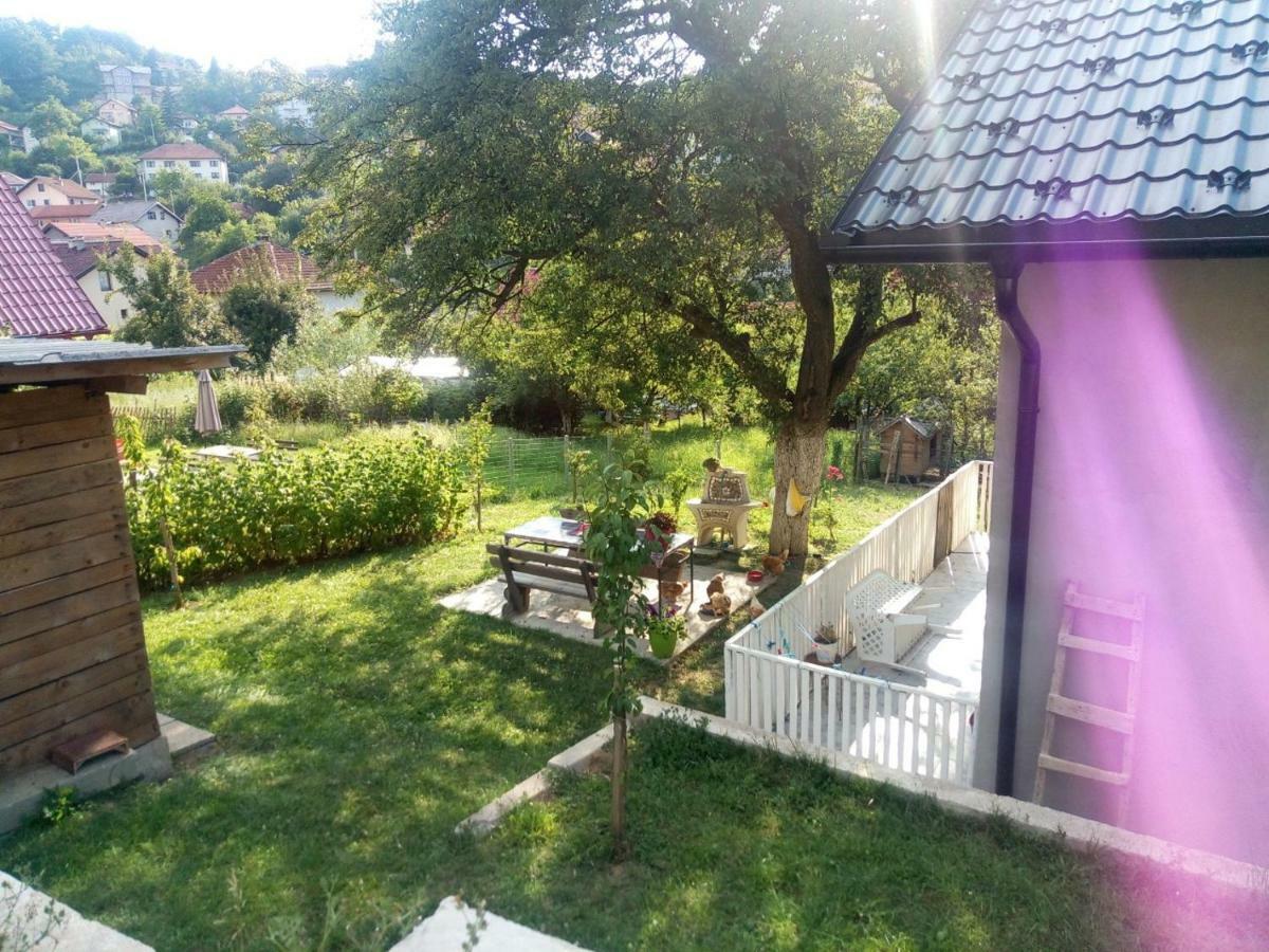 Apartman All Seasons Hotonj Екстер'єр фото